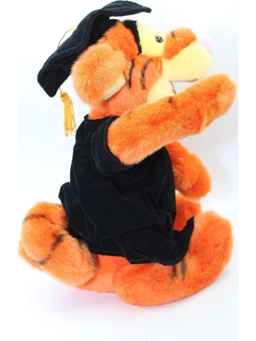 VTG Disney Winnie the Pooh Tigger Graduation Cap & Gown Plush Animal Stuffed 13